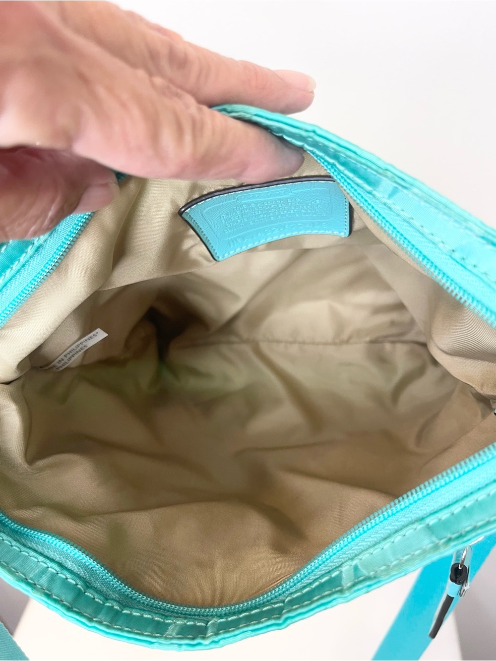 Coach Getaway Signature Nylon File Bag A1432 Turquoise Signature Crossbody Bag - Picture 8 of 14